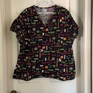 Halloween Scrub Top XXL